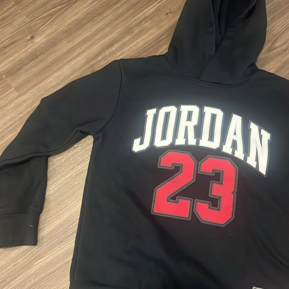 Jordan 23 Hoodie boys athleisure size medium - Picture 2 of 6